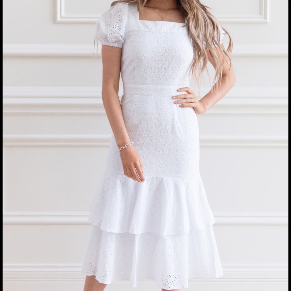 Rachel Parcell White Eyelet Tiered Dress